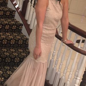 Nude Windsor dress size XS